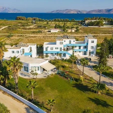 Apartahotel Anthia 3*