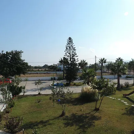 Anthia Hotel apartamentowy
