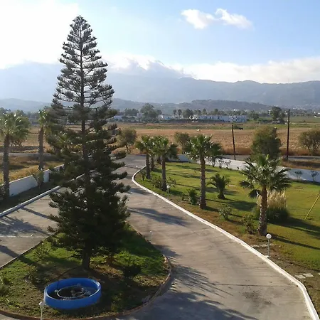 Anthia Lägenhetshotell 3*