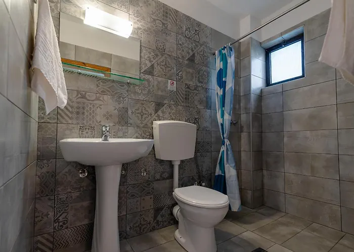 Anthia Aparthotel 3*