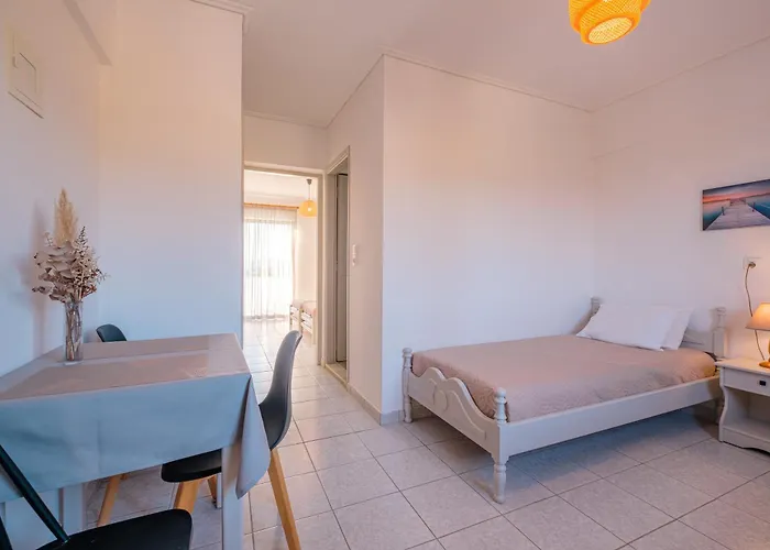 Anthia Aparthotel 3*